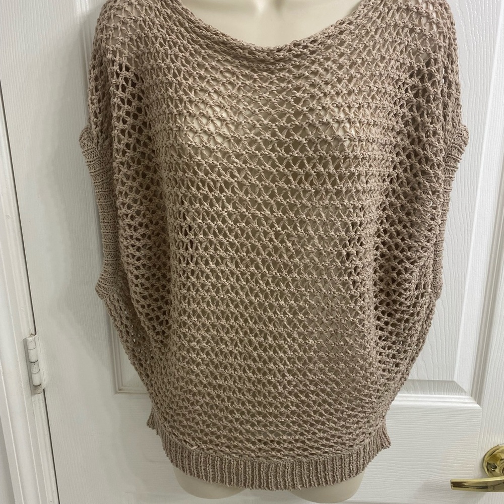 Love Culture Sweater SZ Small